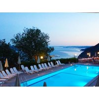 Dolce Vita am Gardasee - 4 Tage mit Bootsfahrt Hotel La Rotonda in Tignale, Lombardei inkl. Halbpension Plus