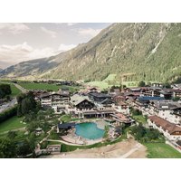 Sommer-Wellness für die ganze Familie - 7 Tage Neuhaus Zillertal Resort in Mayrhofen, Tirol inkl. Halbpension