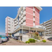 Direkt am italienischen Meer - 8 Tage mit Frühstück Hotel Ambassador in Caorle, Venetien inkl. Frühstück