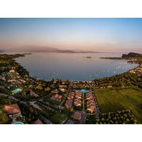 Am Strande des Gardasees - 8 Tage Residence Onda BLU Resort in Manerba del Garda, Lombardei