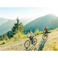3 Tage Chiemgauer Alpen mit Wellness a-ja Ruhpolding. Das Resort., Bayern inkl. Frühstück